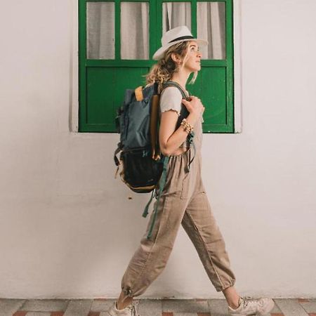 Wild Monkey Hostel Κουένκα Εξωτερικό φωτογραφία