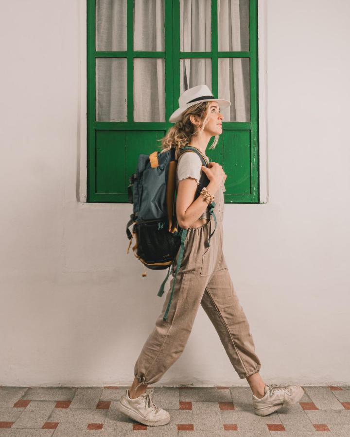 Wild Monkey Hostel Κουένκα Εξωτερικό φωτογραφία
